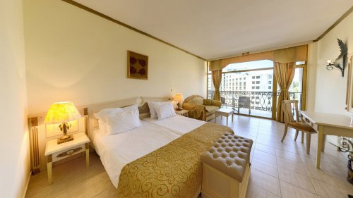 Hotel Imperial Palace