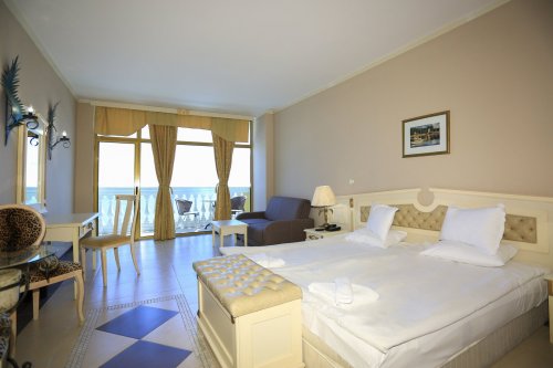 Hotel Imperial Palace