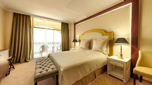 Hotel Imperial Palace