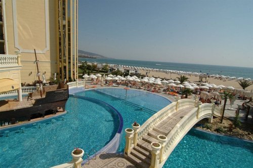 Hotel Imperial Palace