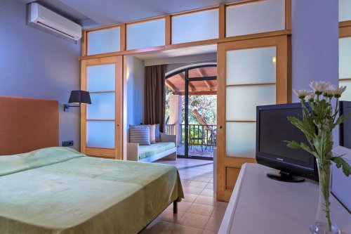 Hotel Aeolos Beach