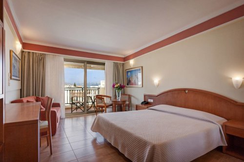 Hotel Hydramis Palace Beach Resort