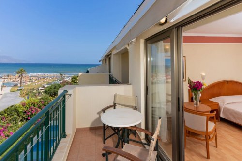Hotel Hydramis Palace Beach Resort