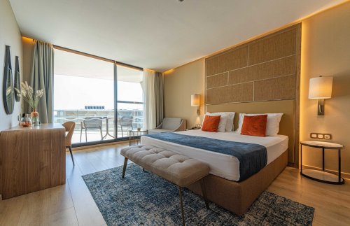 Wave Resort
