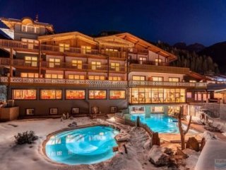 Hotel Croce Bianca Leisure & Spa SKI Hotel Croce Bianca Leisure & Spa SKI