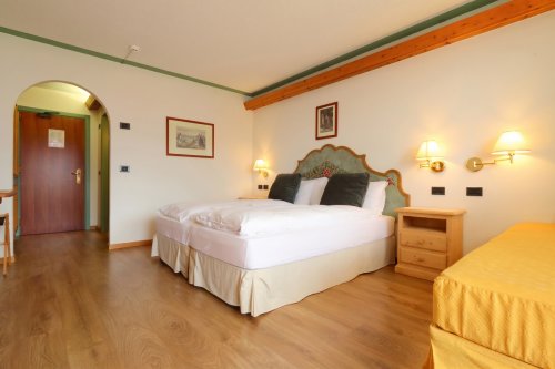 Park Hotel Bellacosta autobusem