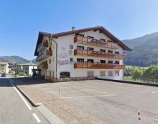 Hotel Villa Jolanda SKI