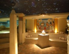 5denní zájezd (denní přejezd) s dopravou, polopenzí a skipasem v ceně – hotel Arnica