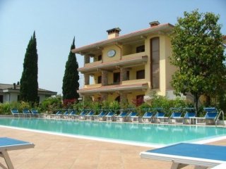Hotel Gardenia Sirmione Hotel Gardenia Sirmione
