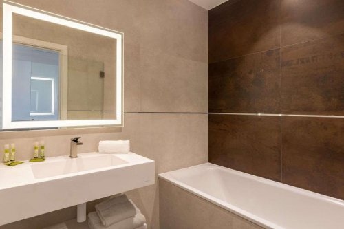 Hotel Apollinaire Nice