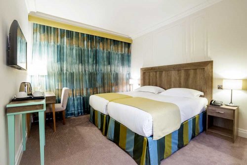 Hotel Astor Court