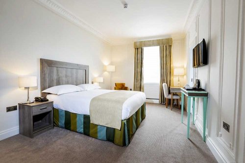 Hotel Astor Court