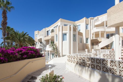 R2 Maryvent Beach Apartment