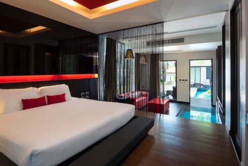 Hotel Z Through By The Zign