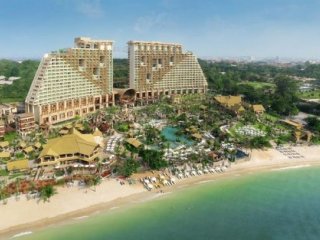 Hotel Centara Grand Mirage Beach Resort Pattaya Hotel Centara Grand Mirage Beach Resort Pattaya
