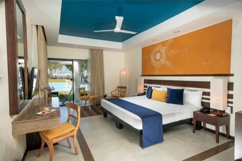 Club Hotel Dolphin