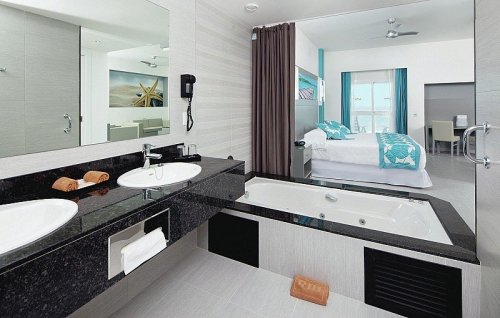 Hotel RIU Playa Blanca