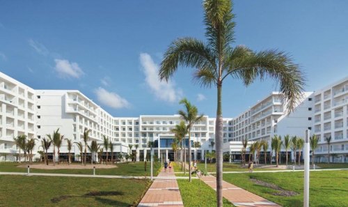 Hotel RIU Playa Blanca