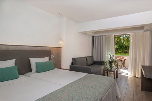 Hotel Minos Mare