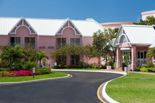 Comfort Suites Paradise Island