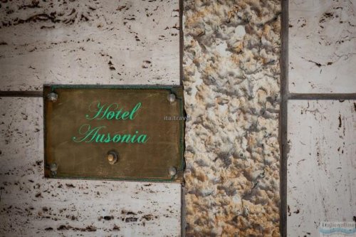 Hotel Ausonia
