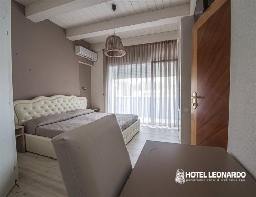 Hotel Leonardo