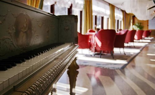 Grand Astoria