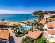 Kalábrie - Hotel Villaggio Baia d’Ercole