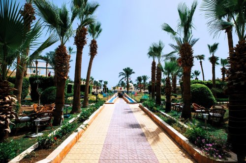 Hotel Empire Beach Aqua Park
