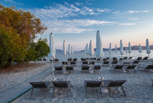 Hotel Caravia Beach