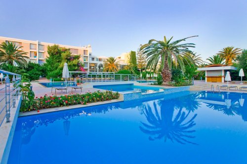 Hotel Caravia Beach