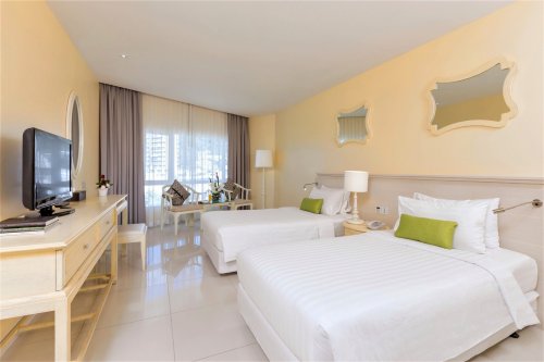 Hotel Andaman Embrace Patong