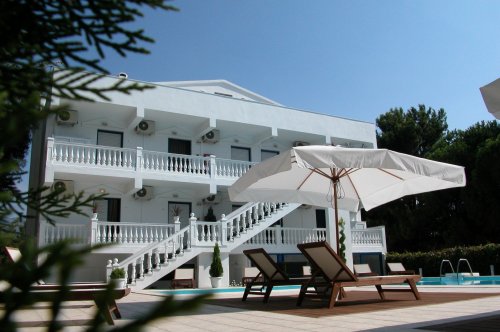 Hotel Kazaviti