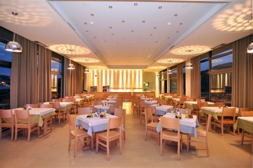 Hotel Aeolis