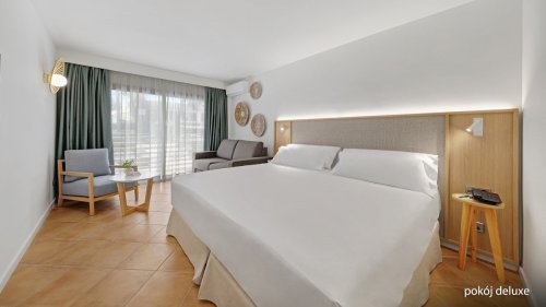 Hotel Occidental Cala Vinas