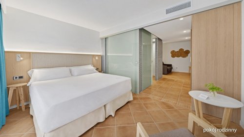 Hotel Occidental Cala Vinas