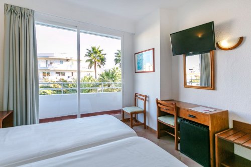Hotel JS Cape Colom