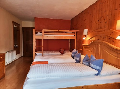 Hotel Karnischer Hof