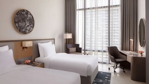 Hotel The First Collection JVC