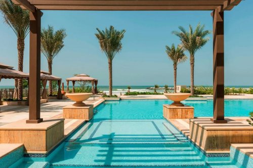 Hotel Ajman Saray