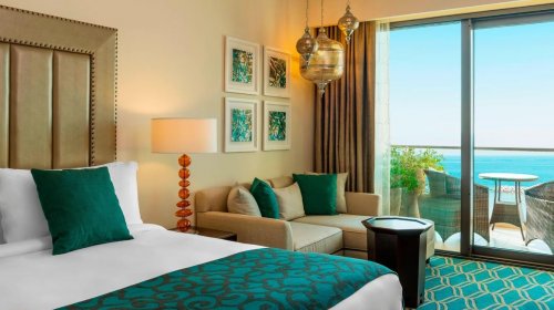 Hotel Ajman Saray