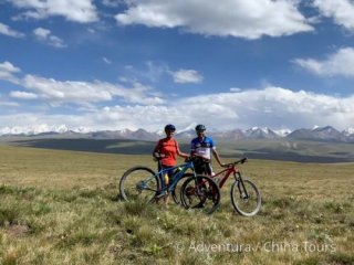 Kyrgyzstán na kole Kyrgyzstán na kole