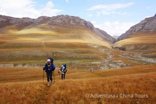 Kyrgyzstán – treking velehorami Ťan-šanu