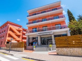 Tossa Beach Center Tossa Beach Center