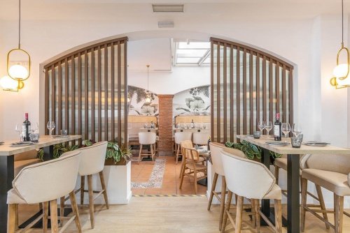 Hostal Marissal by Dorobe