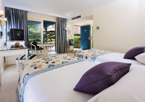 Cairo Pyramids Hotel