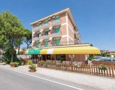 Hotel Mirage