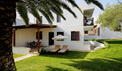 Trikorfo Beach Villas