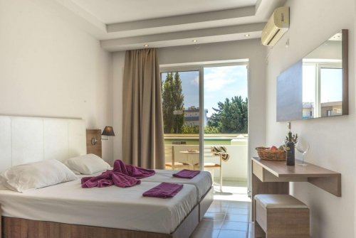 Hotel Stamos
