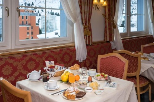 6denní zájezd (denní přejezd) s dopravou, polopenzí a skipasem ceně – hotel Panorama